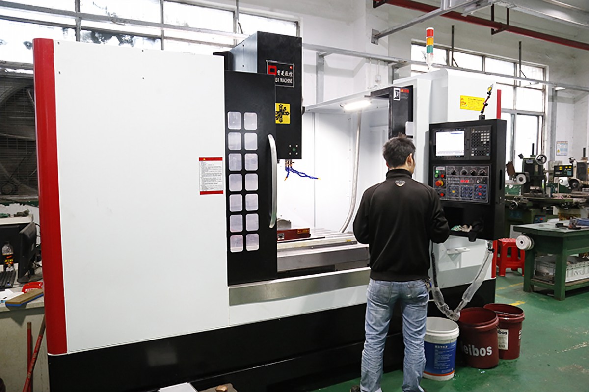 模具設(shè)備保養(yǎng)與維護(hù)維修方法方案